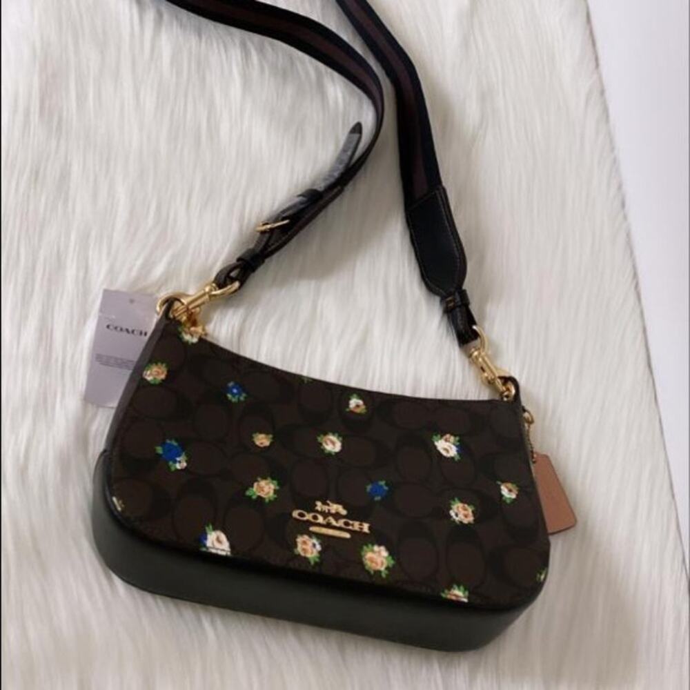 New Coach Jes Baguette In Signature Canvas With Vintage Mini Rose - Picture 9 of 11
